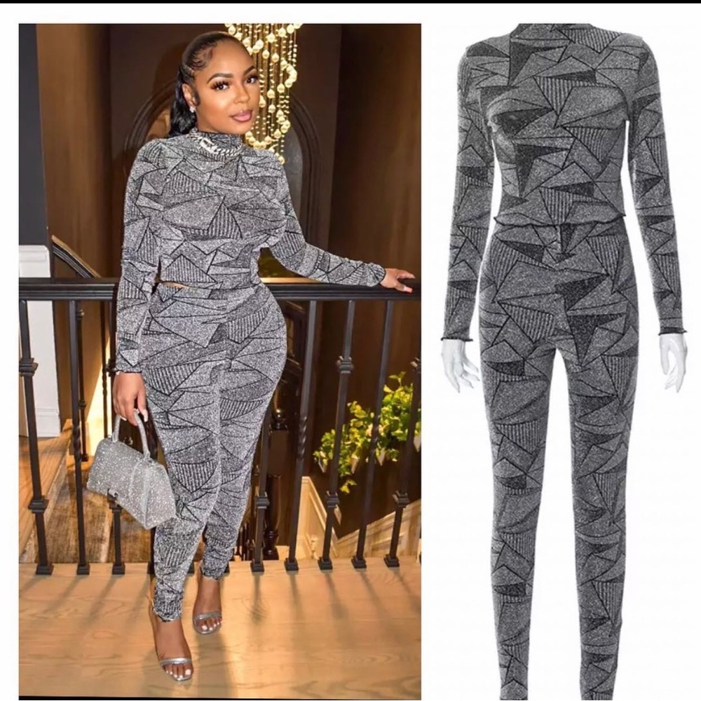 Two piece very stretchy set